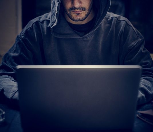 Veszélyben a LinkedIn felhasználók ? kiberbunozo.jpg