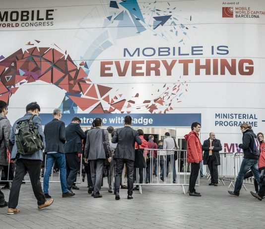 Kezdődik a mobil iparág legnagyobb kiállítása