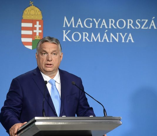 Engedélyezik a 12 és 16 év közöttiek koronavírus elleni oltását