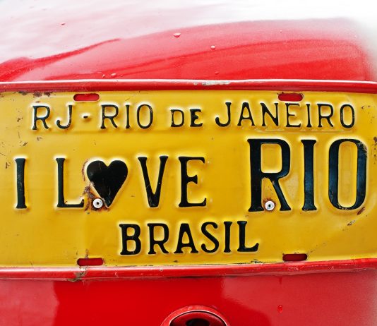 Egy betűvel meghosszabbodnak a rendszámok