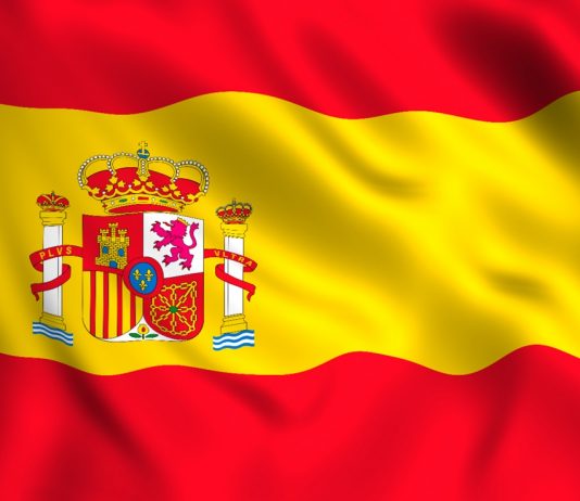 Megnyílt Spanyolország a turisták előtt