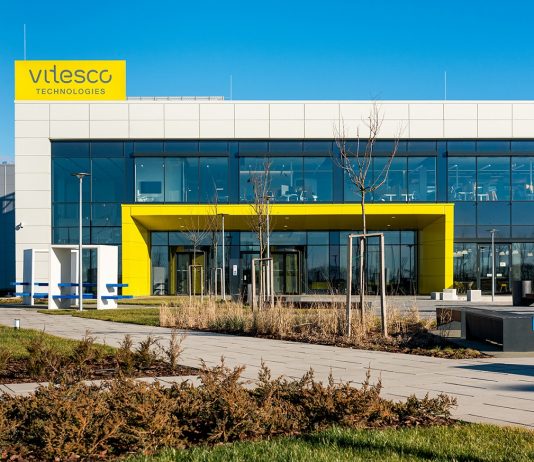 450 új munkahely – okosgyár nyílt Debrecenben