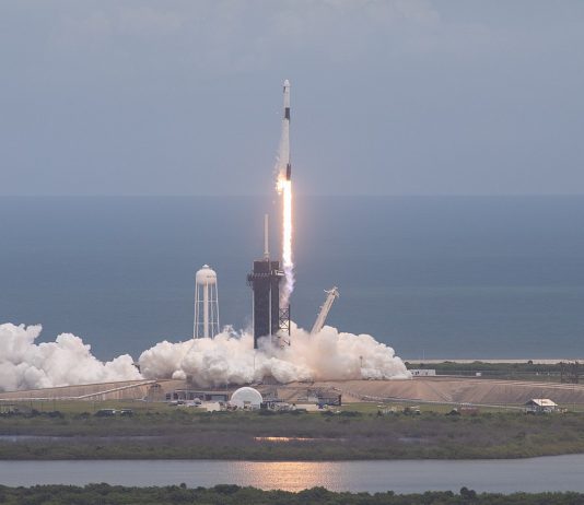 A légszennyezés növekedését okozhatja a milliárdosok űrversenye