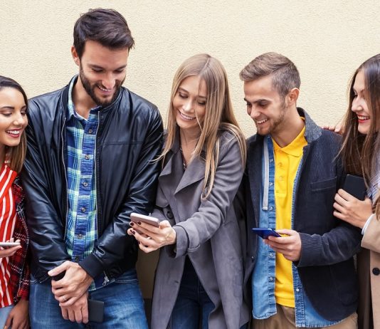 Listavezetők a magyar fiatalok a közösségi-média használatban