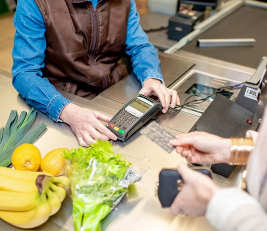 Csaknem 5 és fél százalékkal nőttek az árak egy év alatt