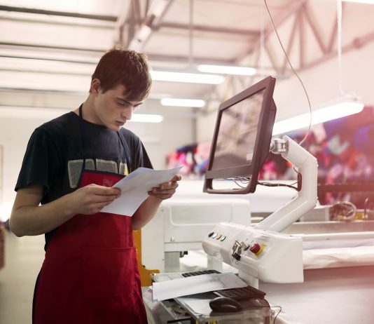 Kevesebben kapnak béren kívüli juttatást, mint a járvány előtt