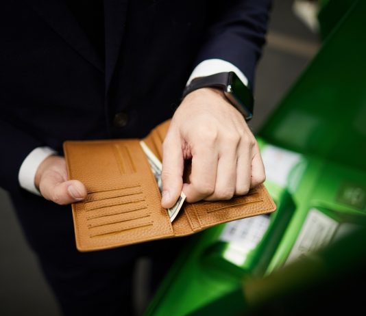 Az átlagbért is magával húzhatja a minimálbér emelése