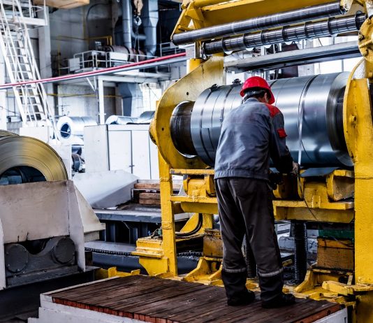 Meghaladta az 1400 forintot a fizikai dolgozók átlagos órabére