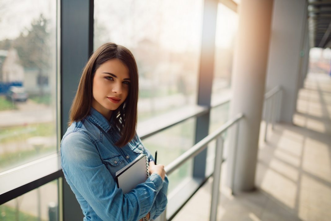 Üde színfoltok a munkaerőpiacon, bölcsészek a munkahelyeken