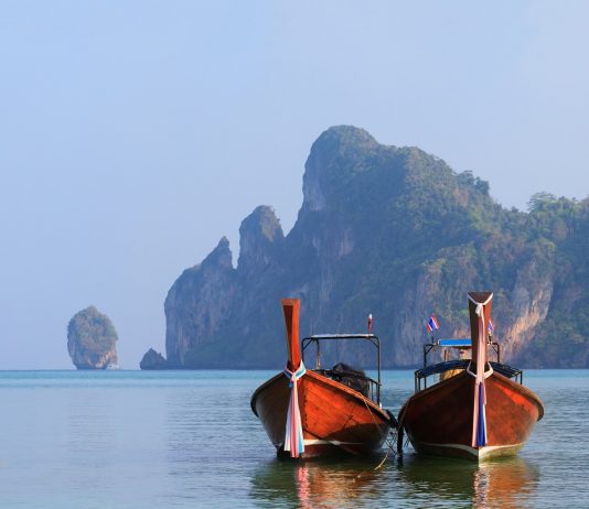 Újra látogatható a világ egyik legismertebb turistaparadicsoma Phuket