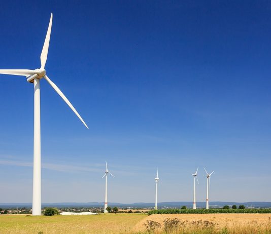 Sokasodnak a szélturbinák Németországban