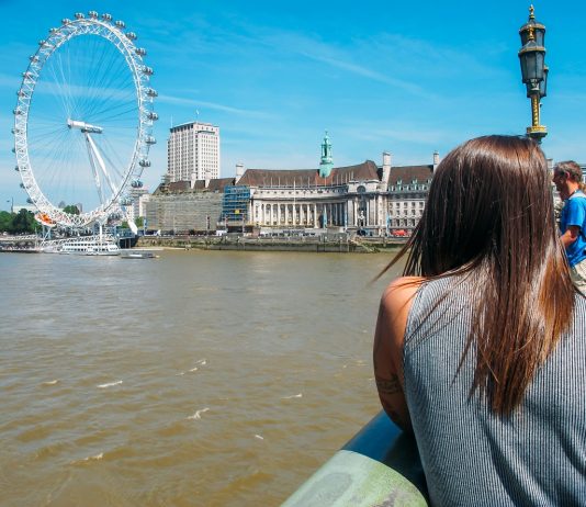 Több uniós ország is átkerül a brit zöld listára