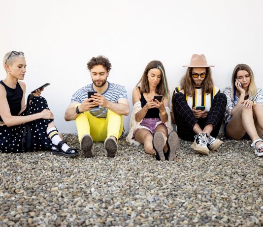 Applikációkkal spórolunk a telefonszámlán