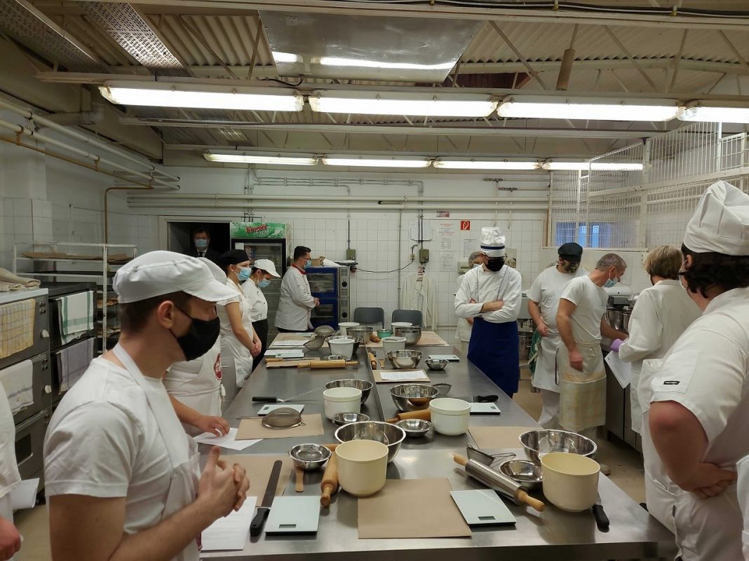 Turizmus-vendéglátás képzőközpont nyílik Egerben