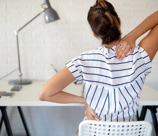 Derékproblémák, nyaki fájdalom – ezt is a home office-nak „köszönhetjük”