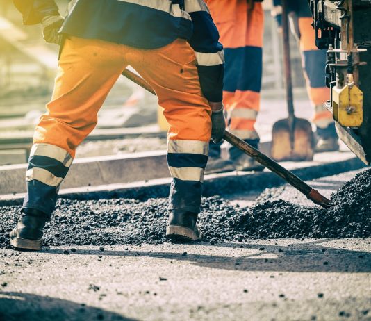 Jót remél az atipikus szektor Kékgallérosok