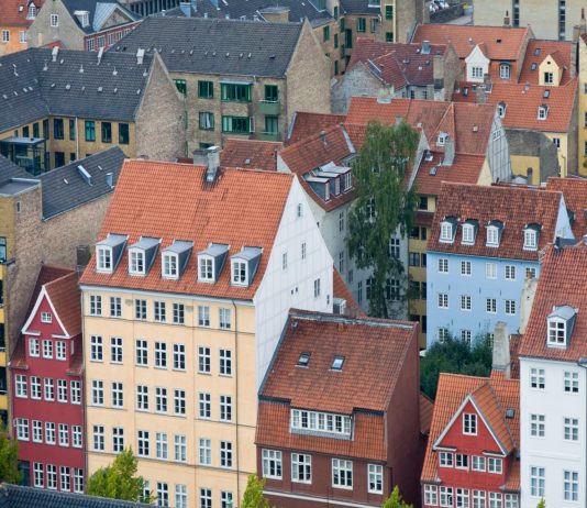 Az összes korlátozást eltörölték Dániában