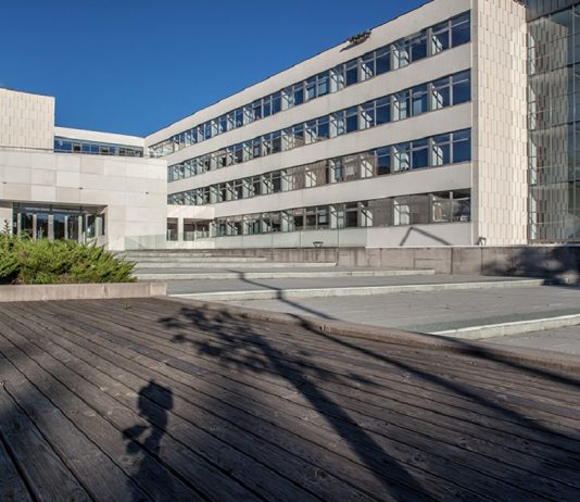 Újabb lépést tett a pécsi mérnökképzés a jövő felé PTE Műszaki Kar