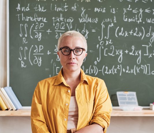 Hiányzik a szabadidő és a megbecsülés a tanároknak