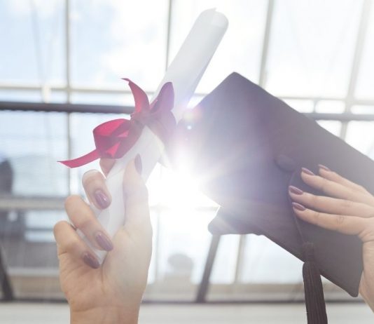 Tényleg csak diplomával lehet állást szerezni 2021-ben?