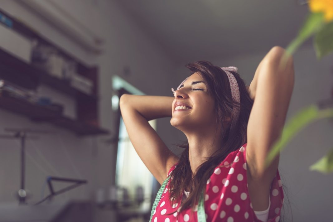 A Rák ma derűs lesz, az Oroszlánnak érdemes spontánnak lenni, a Skorpió pedig csak a humorába kapaszkodhat. Karrier horoszkóp október 14. Nyugodt nap