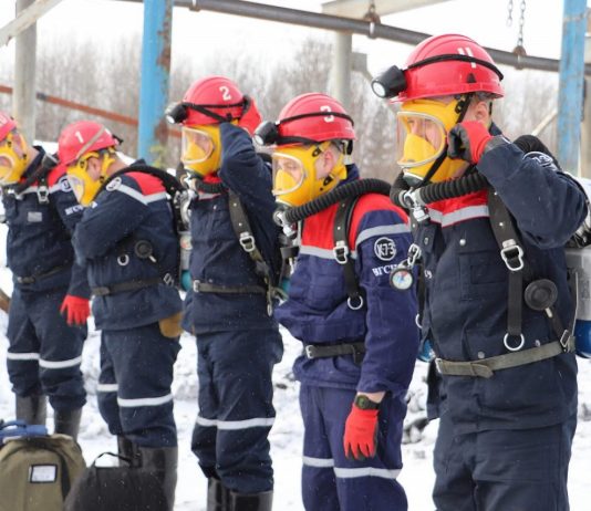 Lángol a bánya – az evakuálás zajlik Bányabaleset