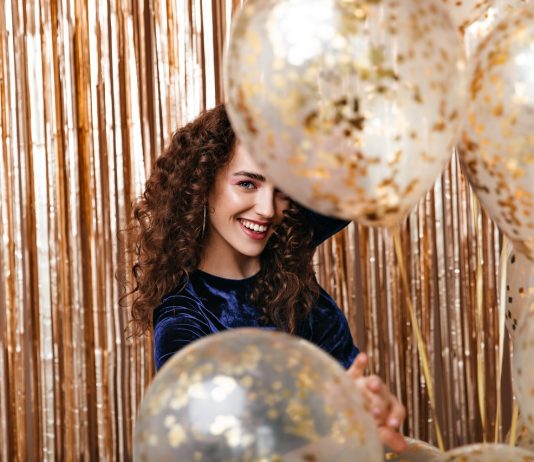 A Bika ma ragyog, a Mérleg pedig jól társul – Karrier horoszkóp november 5-re Boldog nő