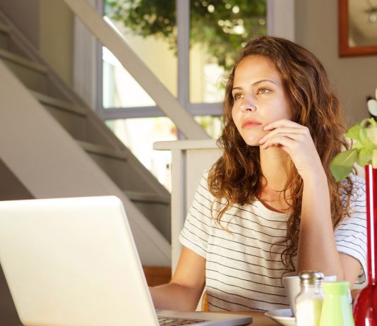 Karrierkrízis: 5 módszer, amely segíthet a döntéshozatalban Dilemma