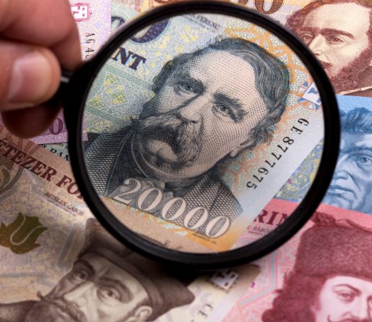 Az infláció és a munkaerőhiány miatt rendületlenül nőnek a bérek nettó, bruttó bér, átlagkereset, ksh, 2021