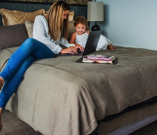 Karrier és család: létezik az arany középút? Munka-család egyensúly