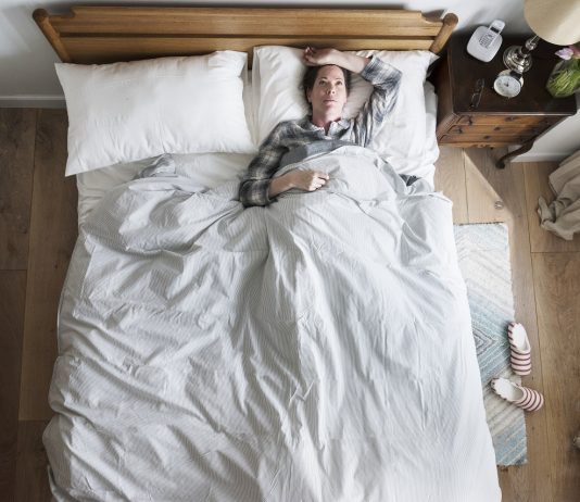 Nem hagy aludni a munkahelyi stressz? Így gondold újra az álmatlanságot! Inszomnia