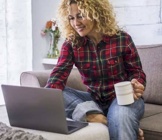 A gyakori munkahelyváltás előnyei és hátrányai – avagy kinek vonzó egy job hopper? Job hopper