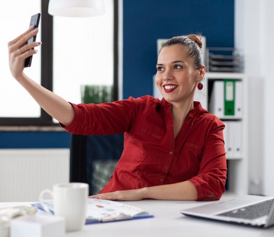 A videós önéletrajz lenne az új trend? Videós önéletrajz készül