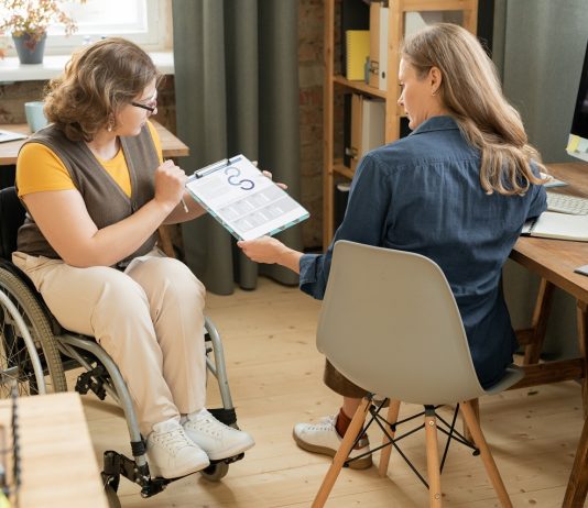 Emelkednek a foglalkoztatáshoz kötődő juttatások és támogatások is idén Támogatás
