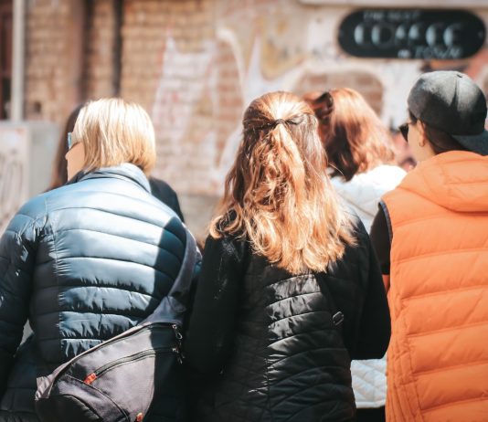 Romlott a nemzetközi munkaerőpiaci előrejelzés Utcai életkép