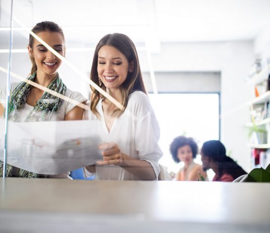 A Szűznek és az Ikreknek ma a bizalmat kell tanulniuk – karrier horoszkóp február 18-án Horoszkóp