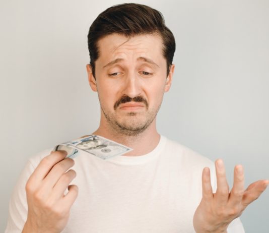 Állítólag közel 500 ezer az átlagkereset, de mit jelent ez a valóságban? átlagkereset, fizetés, bér, ksh