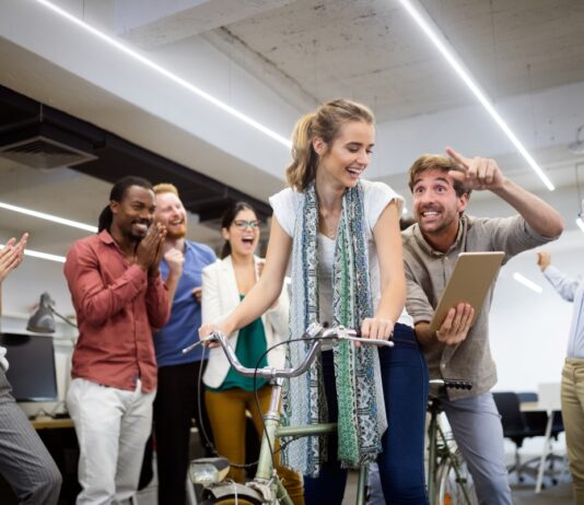 Mindenki szereti a csapatépítőt? csapatepito, trening, munkahely, karrier,