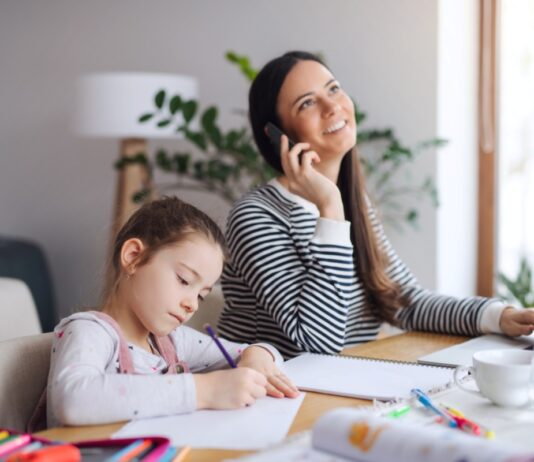 Ilyen hatással lehet a home office a gyerekeinkre home office, munka, gyerek, work-life balance