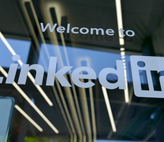 LinkedIn: főként álláskeresésre és kapcsolatépítésre használják linkedin, allaskereses, munkavallalo, vallalkozas,