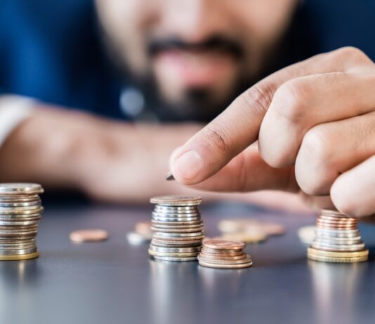 Kétszer annyi az átlagos tőkejövedelem, mint az átlagbér atlagkereset-tokejovedelem-ber