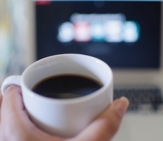 7 minisorozat, amit az ebédszünetben is nézhetsz ebedszunet, film, netflix, motivacio