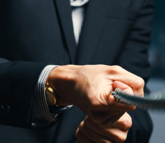 Fejvadászat és a tisztességtelen piaci magatartás munkavallalo, munkaltato, munkaeropiac, toborzas