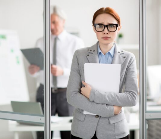 Hogyan kezelhetjük a főnök-beosztott viszonyt? fonok, munkavallalo, kommunikacio, munkahely