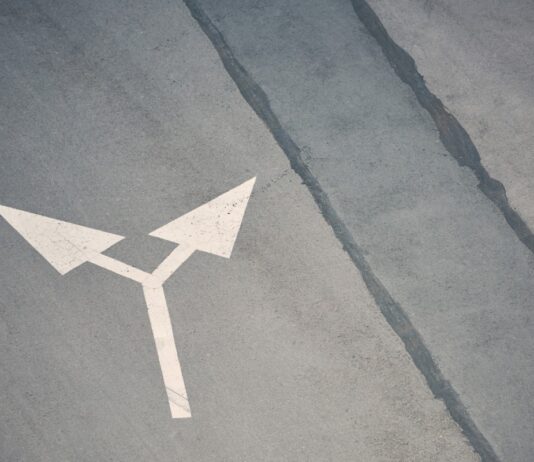 Megjelent az ár-bér spirál a gazdaságban munkaeropiac, berigeny, inflacio, vosz