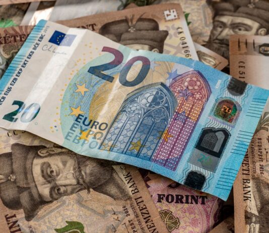 GKI: az általános bérnövekedéssel is az állam a nyertes beremeles, munkavallalo, munkaltato, brutto ber