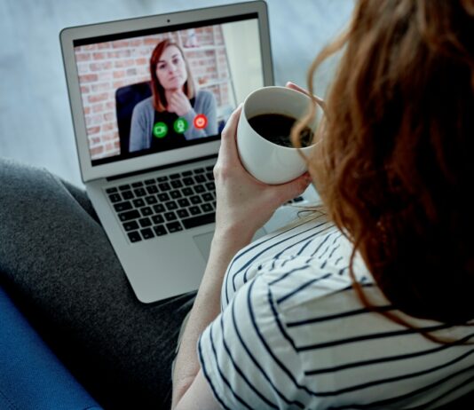 Home office: mást gondolnak a munkáltatók és a munkavállalók home office, munkaltato, munkavallalo, munkahely