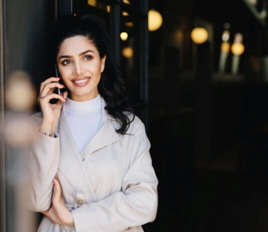 Közép- és felsővezetők: egyre inkább vállalják a teljesítményalapú bérezést noi vezetok, vezeto, ber, munkaeropiac