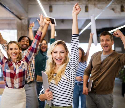 Aki komolyan veszi a szórakozást: a vibe menedzser jovo munkai, milyen munka illik hozzam, munkaeropiac, vibe menedzser