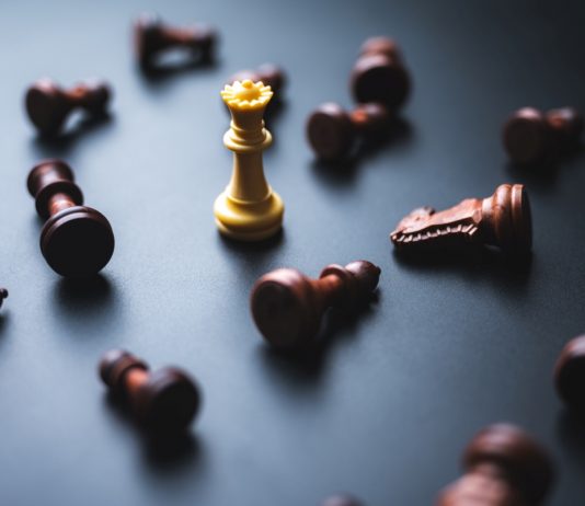 Viszlát, régi kata! kata, vallalkozas, ado, foglalkoztatas